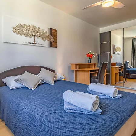 Seasons Apartament